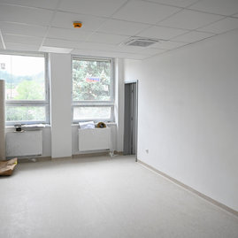 Zväčšiť fotografiu - V septembri privítajú zrekonštruované priestory považskobystrickej pôrodnice prvé rodičky - 20230803_PB_NsP_porodnica_002w