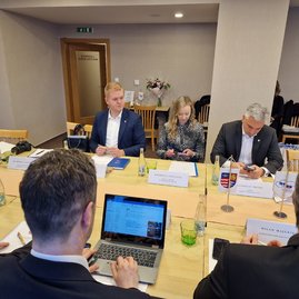 Zväčšiť fotografiu - V starej lesnej prvé rokovanie združenia sk8 v novom zložení - 20221220_145700