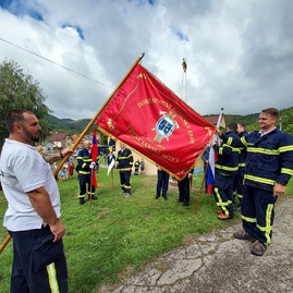 Zväčšiť fotografiu - V stupnom sa jarmočilo, v trenčianskych miticiach uvádzali novú knihu - 20220911_120026
