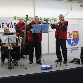 Vďaka výstave jahrada sa každoročne z trenčína stáva centrum záhradkárstva a ovocinárstva - IMG_1524