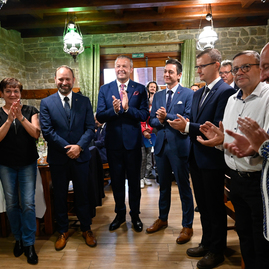 Zväčšiť fotografiu - Veľká javorina je symbolom výnimočného priateľstva dvoch bratských národov - 20220731_JAVORINA_022