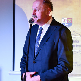 Zväčšiť fotografiu - Verejným uznaním tsk boli za rok 2019 ocenení štyria laureáti - DSC_7823