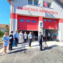 Zväčšiť fotografiu - Víkend v kraji patril otvoreniu hasičskej zbrojnice aj obľúbenej súťaži - 20210911_135927