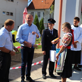 Zväčšiť fotografiu - Víkend v kraji patril otvoreniu hasičskej zbrojnice aj obľúbenej súťaži - IMG_1638