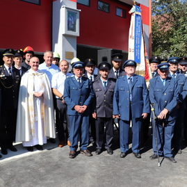 Zväčšiť fotografiu - Víkend v kraji patril otvoreniu hasičskej zbrojnice aj obľúbenej súťaži - IMG_1742