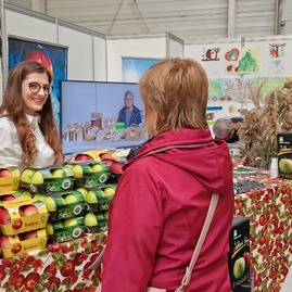 Zväčšiť fotografiu - Všetko má svoj čas, odkazujú záhradkári - 20221014_100012