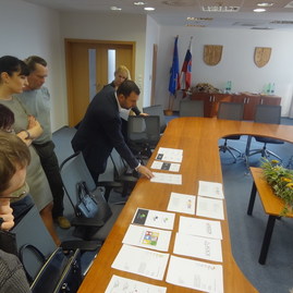 Vyhodnotenie súťaže o názov a logo krajskej organizácie cestovného ruchu trenčianskeho samosprávneho kraja - 4_resize
