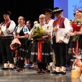 Zväčšiť fotografiu - Výnimočná nedeľa v kraji – návrat posvätného priestoru a oslava folklórneho jubilea