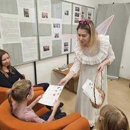 Zväčšiť fotografiu - Vzdelávacia aktivita v župnej knižnici mala úspech - 20240221_095045