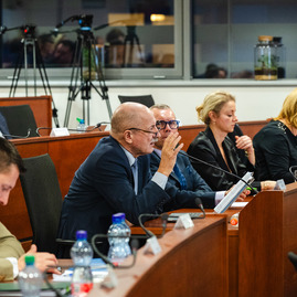 Zväčšiť fotografiu - Xvii. rokovanie zastupiteľstva trenčianskeho samosprávneho kraja - TSK_zastupitelstvo_januar25_mini (29 of 47)