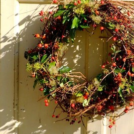 Zväčšiť fotografiu - Z úcty k zosnulým aj k prírode