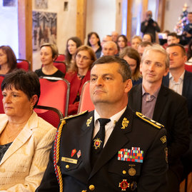Zväčšiť fotografiu - Za výnimočné zásluhy si najvyššie ocenenie kraja prevzali ďalší laureáti - 20240325_TN_Verejne_uznania_TSK_033w