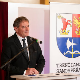 Zväčšiť fotografiu - Za výnimočné zásluhy si najvyššie ocenenie kraja prevzali ďalší laureáti - 20240325_TN_Verejne_uznania_TSK_137w