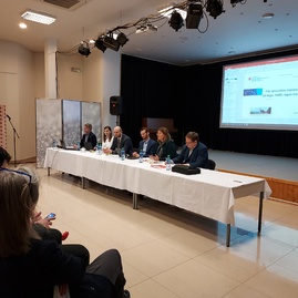 Zväčšiť fotografiu - Zástupcovia európskej komisie navštívili región hornej nitry - 2