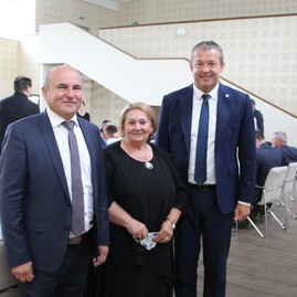 Zväčšiť fotografiu - Združenie zoskupujúce mestá a obce stredného považia oslavuje 30 rokov - rzmosp1