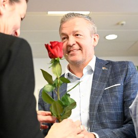 Zväčšiť fotografiu - Ženy majú svoje nezastupiteľné miesto aj na župnom úrade - MDŽ_14