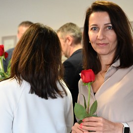 Zväčšiť fotografiu - Ženy majú svoje nezastupiteľné miesto aj na župnom úrade - MDŽ_17