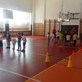Zväčšiť fotografiu - Získajte peniaze z participatívneho-komunitného rozpočtu tsk na váš projekt! - banovsky basketbalovy klub