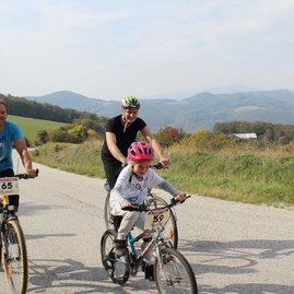 Zväčšiť fotografiu - Získajte peniaze z participatívneho-komunitného rozpočtu tsk na váš projekt! - pakr8