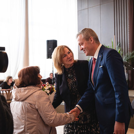 Zväčšiť fotografiu - Život bez žien je pre mužov nepredstaviteľný - TSK_MDŽ_25_mini-52