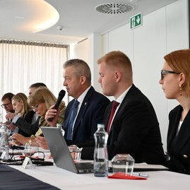 Zväčšiť fotografiu - Župa aktívne pracuje na zlepšovaní protikorupčnej politiky