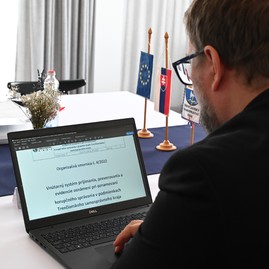Zväčšiť fotografiu - Župa aktívne pracuje na zlepšovaní protikorupčnej politiky