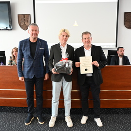 Zväčšiť fotografiu - Župa hostila mládežníkov dukla trenčín - DSC_7407