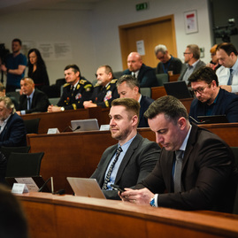 Zväčšiť fotografiu - Župa má nové zásady hospodárenia s majetkom aj nový etický kódex volených predstaviteľov kraja - TSK_zastupko_marec23_mini (13 of 31)