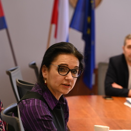 Zväčšiť fotografiu - Župa reflektovala na priority jednotlivých okresov pri zmene návrhu rozpočtu na nasledujúce obdobie - DSC_4406