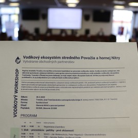 Zväčšiť fotografiu - Župa vidí budúcnosť vo využití vodíka - IMG_6086
