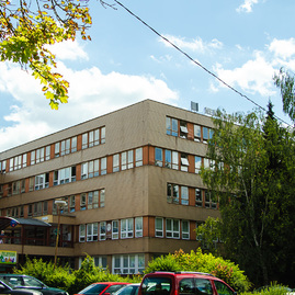 Zväčšiť fotografiu - Župa žiada prehodnotiť nový návrh grafikonu vlakovej dopravy, krytie nepredvídaných výdavkov rieši 2. zmenou rozpočtu - TSK_NsP PB_schody_mini (51 of 52)