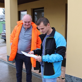 Zväčšiť fotografiu - Župan absolvoval silvestrovský výstup na strážov, poďakoval aj záchranným zložkám na severe kraja - IMG_0008