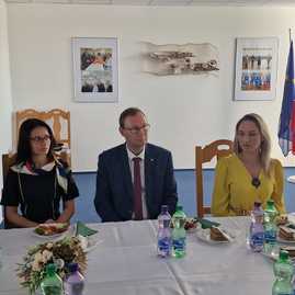 Zväčšiť fotografiu - Župan prijal dobrovoľných hasičov, spolu otvorili kanceláriu na župe - IMG-20230505-WA0004