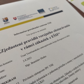 Zväčšiť fotografiu - Župný úrad hostil seminár venovaný verejnému obstarávaniu - IMG_20210802_093557