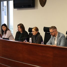 Zväčšiť fotografiu - Župný úrad miestom konania metodického dňa - IMG_4722