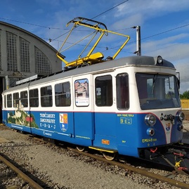 Zväčšiť fotografiu - Aj napriek koronakríze sa obľúbenou električkou previezlo takmer 7 400 ľudí. - 120303867_3469052653151657_8389885827097472500_o