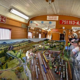 Zväčšiť fotografiu - Aj napriek koronakríze sa obľúbenou električkou previezlo takmer 7 400 ľudí. - trez3