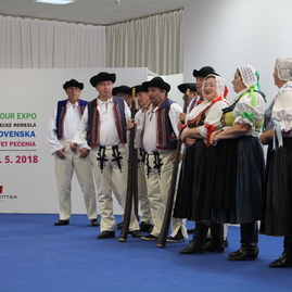 Brány obľúbeného region tour expo 2018 v trenčíne otvorené! svetlo sveta uzrela  nová publikácia o hornej nitre aj zábavná súťaž pre deti z dielne kocr trenčín región - IMG_0802