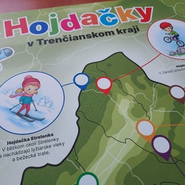 Zväčšiť fotografiu - Čoraz obľúbenejšie hojdačky v prírode lákajú na návštevu trenčianskeho kraja - hojdacky8