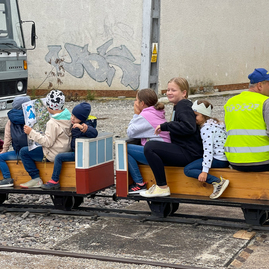 Zväčšiť fotografiu - Električka jazdila celú sobotu zdarma - Foto-4741