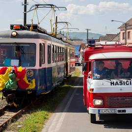 Koľajnice trenčianskej elektrickej železnice medzi trenčianskou teplou a teplicami ožijú aj tento rok. opäť s podporou tsk. - 1 (5)