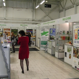Na 4. ročník výstavy region tour expo v trenčíne prišla trenčianska župa s novým výstavným stánkom a regionálnou kuchárkou „od frištiku k večeri“ - 26