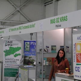Na 4. ročník výstavy region tour expo v trenčíne prišla trenčianska župa s novým výstavným stánkom a regionálnou kuchárkou „od frištiku k večeri“ - 27