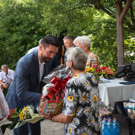 Zväčšiť fotografiu - Na folkórnej lysej si ocenenia prevzali skupiny púchovskej doliny - TSK_Hody KP (8)