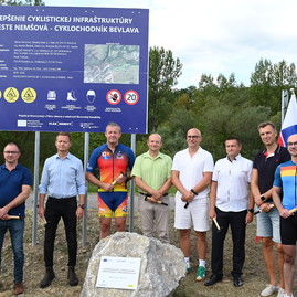 Zväčšiť fotografiu - Nemšová vylepšuje cyklotrasu, pribudne aj nová lávka