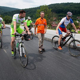 Po cyklotrase, ktorú župa stavia medzi púchovom a nimnicou, sa cyklisti prevezú už toto leto - CYKLOTRASA_PU_NIMNICA_JUL_2018 (14)