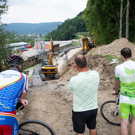 Po cyklotrase, ktorú župa stavia medzi púchovom a nimnicou, sa cyklisti prevezú už toto leto - CYKLOTRASA_PU_NIMNICA_JUL_2018 (30)