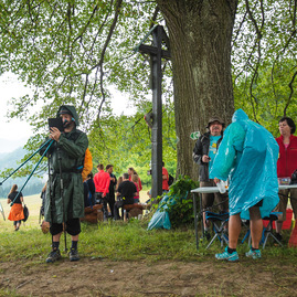 Zväčšiť fotografiu - Pravých „skalných“ turistov neodradila ani nepriazeň počasia - TSK_Jilemnického25_2021-23
