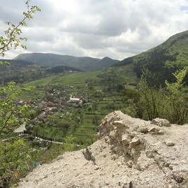 Zväčšiť fotografiu - Predstavujeme ďalšie vrcholy tohtoročne koruny - Zdroj_beautifulslovakia.sk_Košecký hrad_II