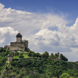 Zväčšiť fotografiu - Relax v kúpeľoch či návšteva hradov a zrúcanín – aj takýto bol rekordný rok župy v číslach - Trenc¦îi¦ün1